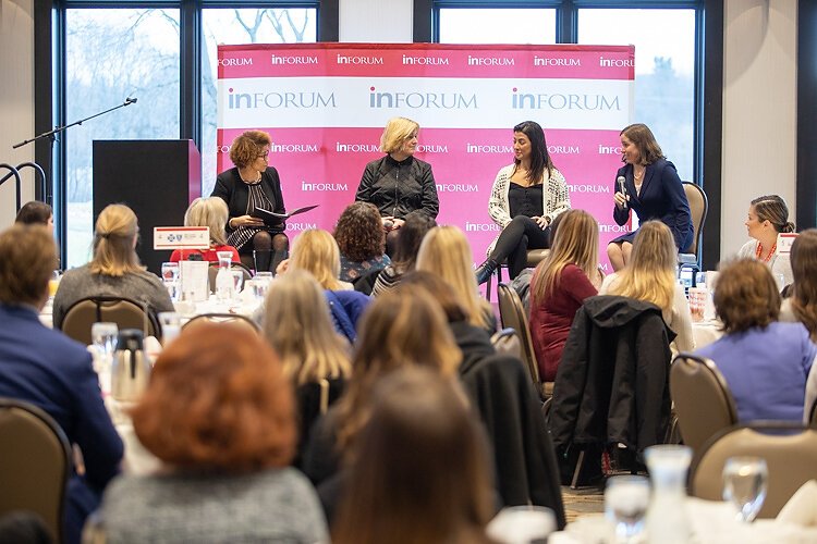 Panelists discuss the state of women in business. 