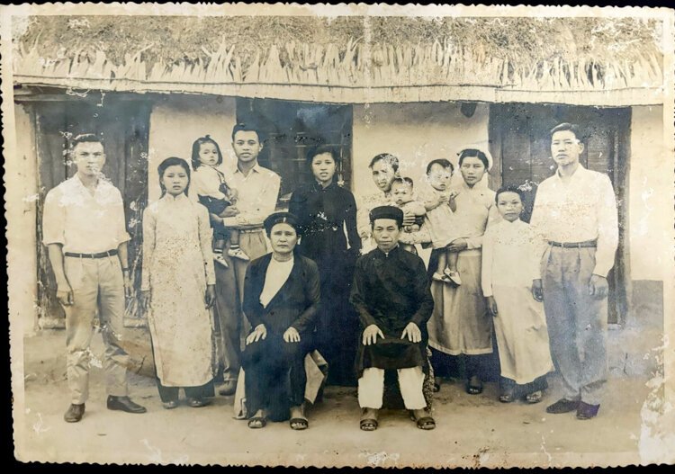 Amberly Nguyen's family in a photo taken in Vietnam prior to the war.