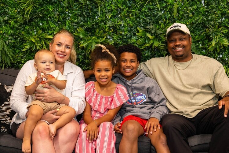 Chesley and Carl Roscoe with thieir three children. 