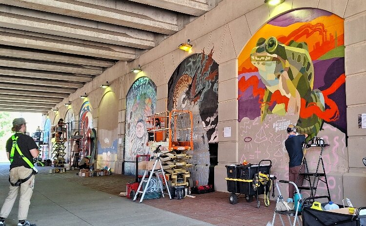  Held in Grand Rapids, the Pleasant Peninsula Mural Festival features artists from across the country.