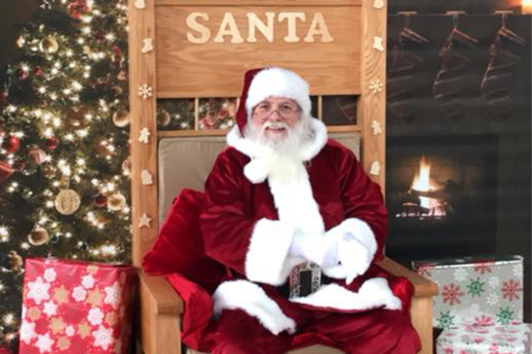 Art Van Santa Parade: Picture perfect whether it snows or not