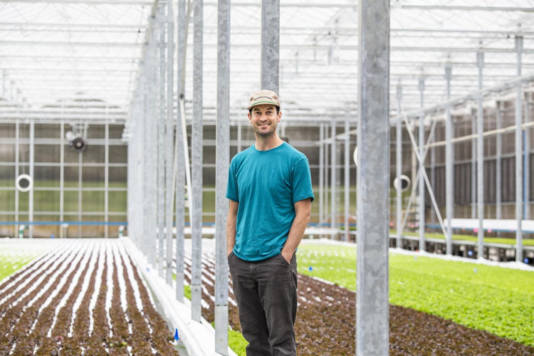 revolution farms challenges traditional agriculture