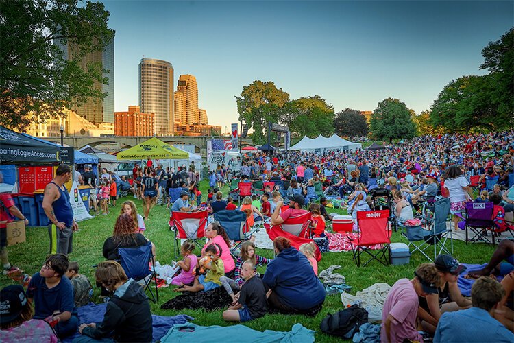 Fourth of July Celebration: Downtown lights up the night (on July 6 this year)