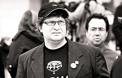 Tommy-ArtPrize-Convo-250.jpg