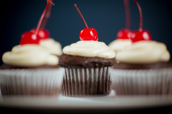 Cupcakes from Cakabakery.