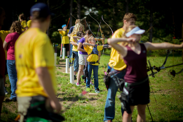 Kids gather at the line to shoot.