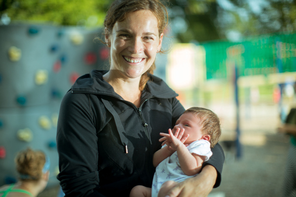 Jenny White, Moms-in-Tow.