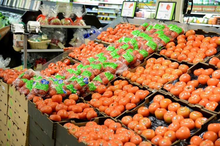 Meijer features tomatoes grown on the vine from Mastornardi Produce Greenhouse.