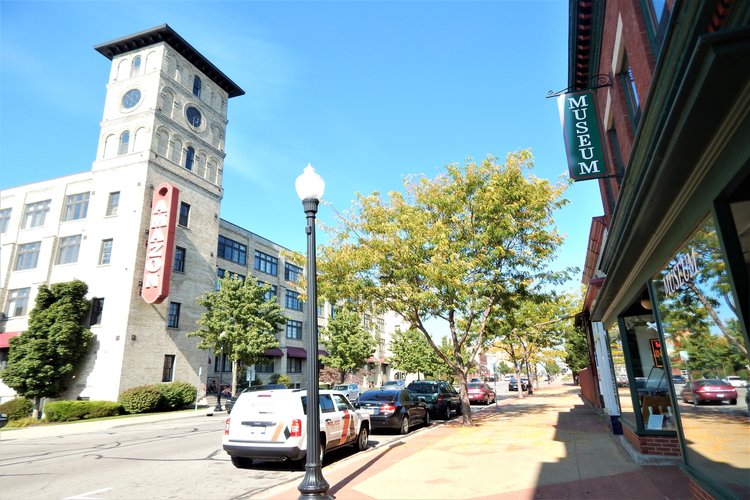 The Muskegon Heritage Museum is across the street from the historic Amazon apartment building.